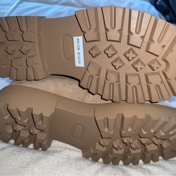 Boots - Picture 3 of 4